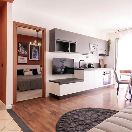 Apartment With Jacuzzi Suite And 100-M2 Terrace Perugia Exterior photo