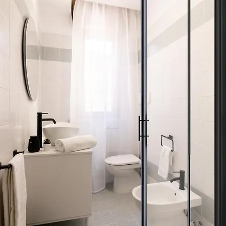 Apartment With Jacuzzi Suite And 100-M2 Terrace Perugia Exterior photo