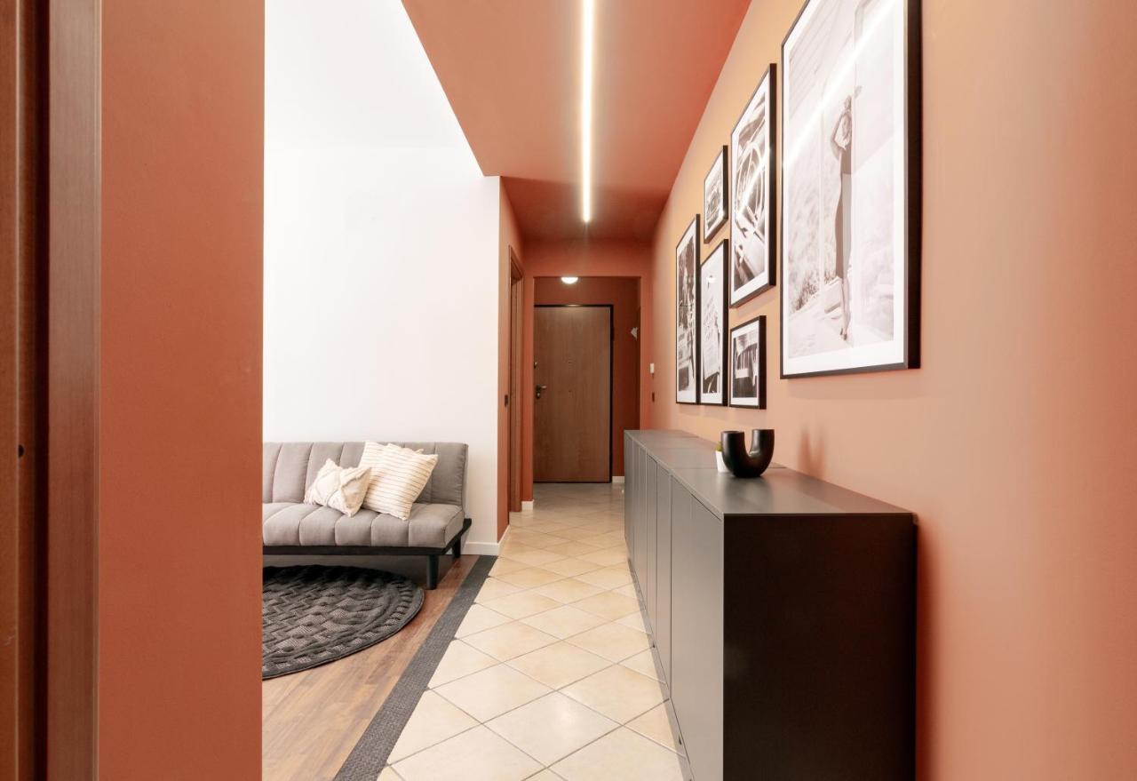 Apartment With Jacuzzi And 100-m2 Terrace
