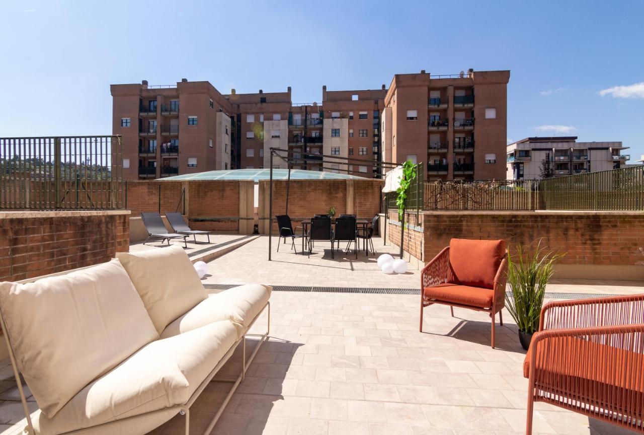 With Jacuzzi And 100-m2 Terrace Apartment
